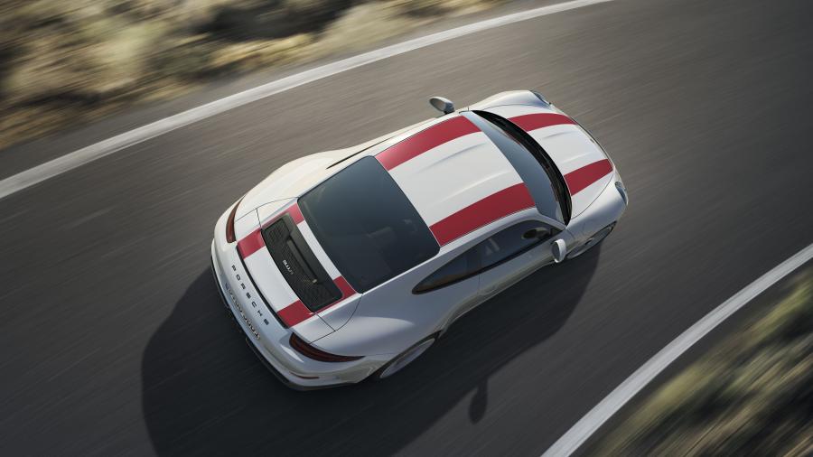  Porsche 911 R 2016 года  (фото 32 из 50)